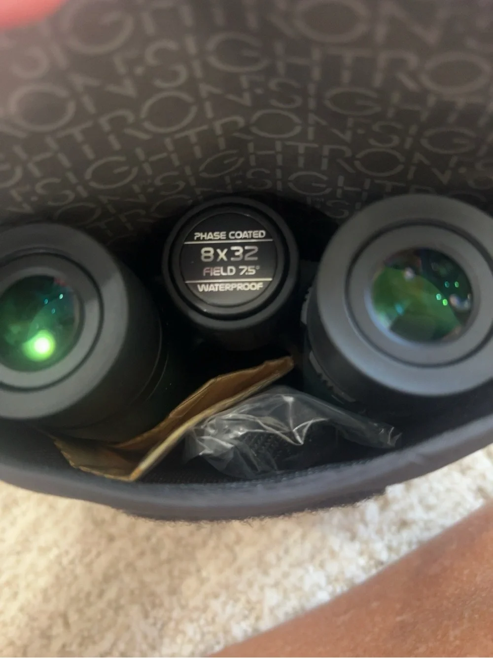 Sightron 8×32 Phase Coated Waterproof Binoculars - Black